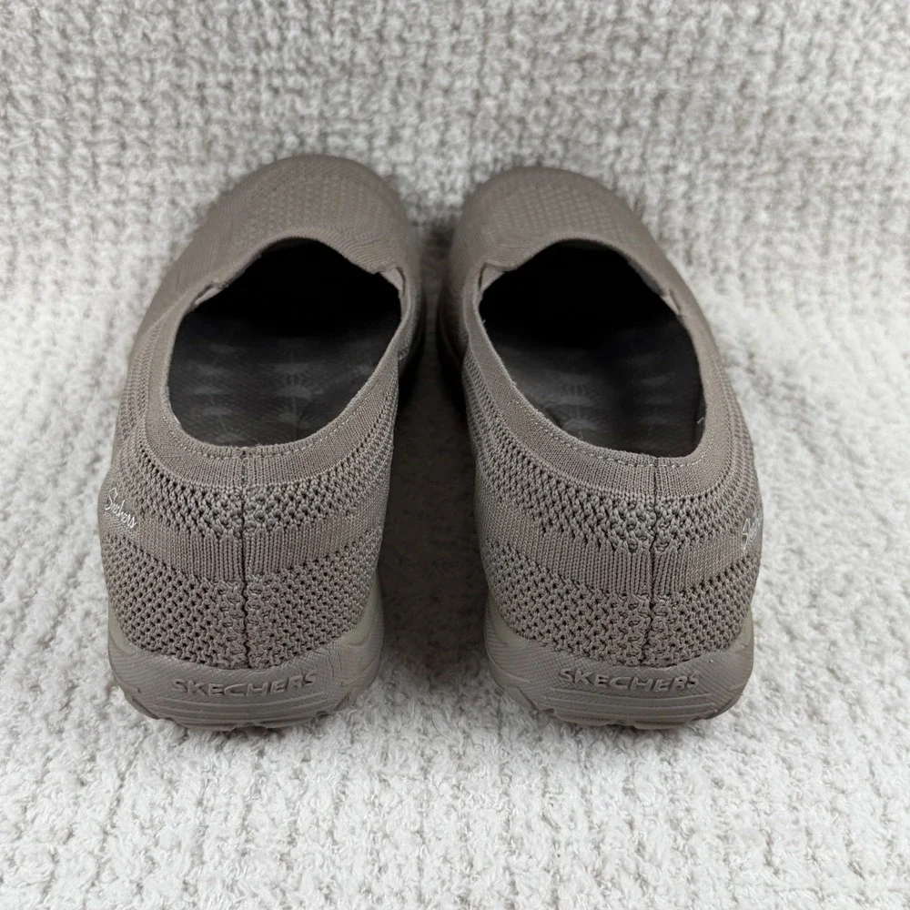 Skechers‎ Relaxed Fit Air Cooled Memory Foam Raggae Women Size 9 SN 49679